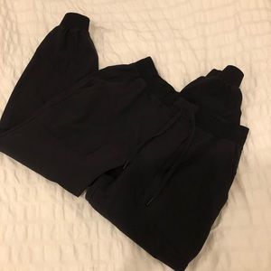 Black Lululemon Active Joggers EUC Size Medium